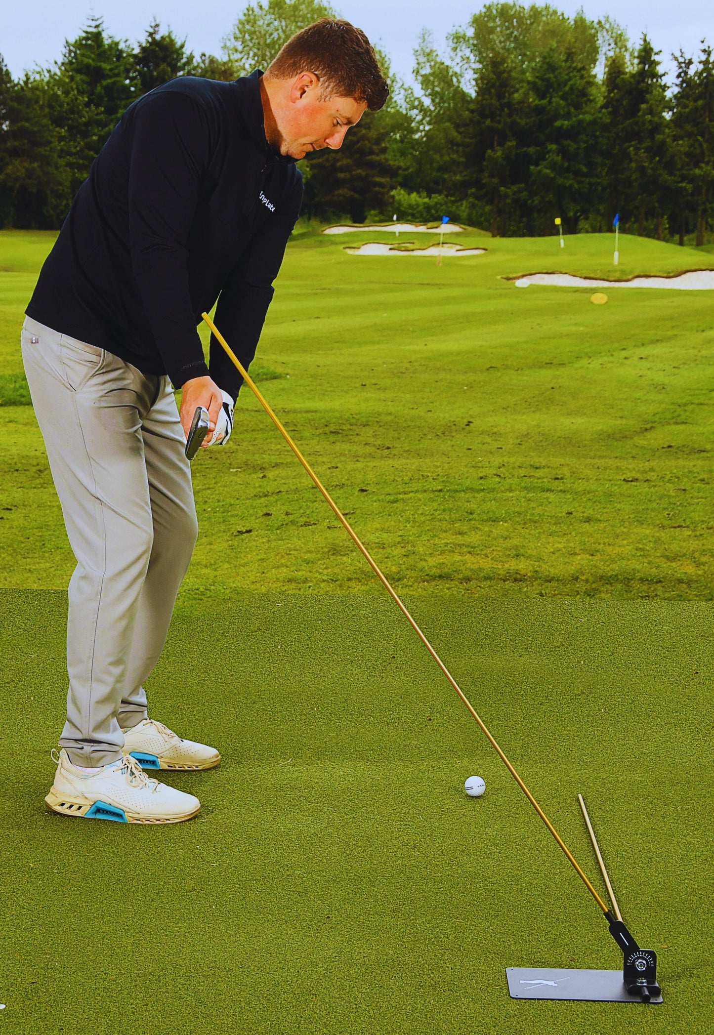 THE SWING PLATE BASE